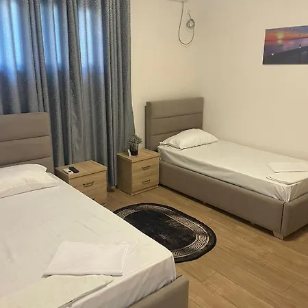 Aparthotel Reina